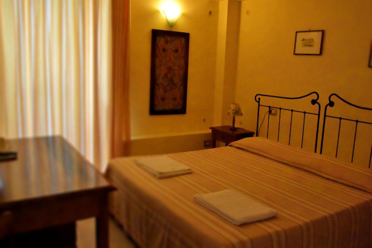 Hotel Casa Mia Syracuse ภายนอก รูปภาพ